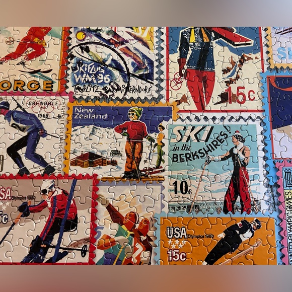 1,000 piece puzzle Ski Stamps - Picture 3 of 4